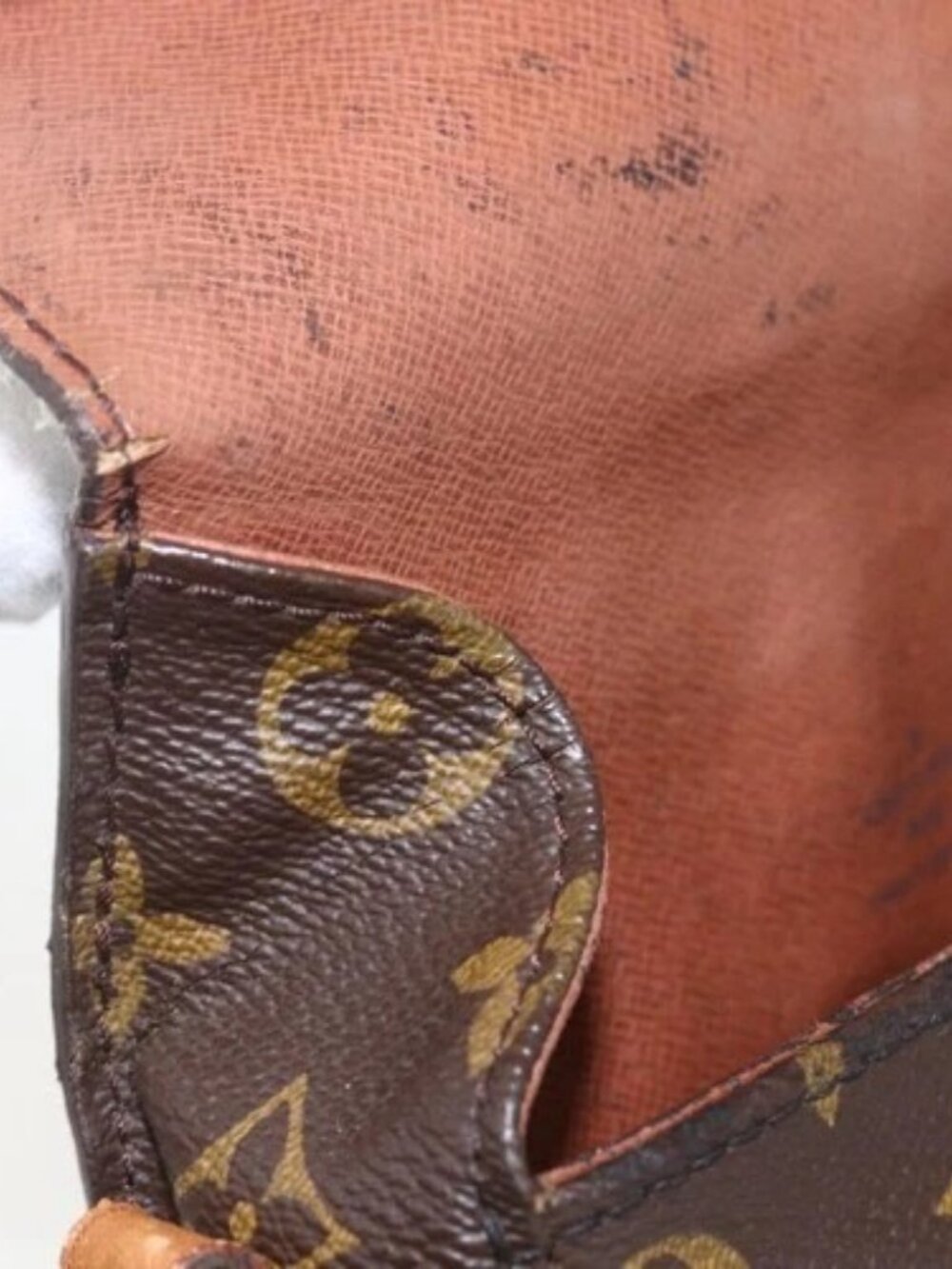 LOUIS VUITTON Monogram Saint Cloud MM Shoulder Bag M51243 LV Auth 166373 - Picture 14 of 16